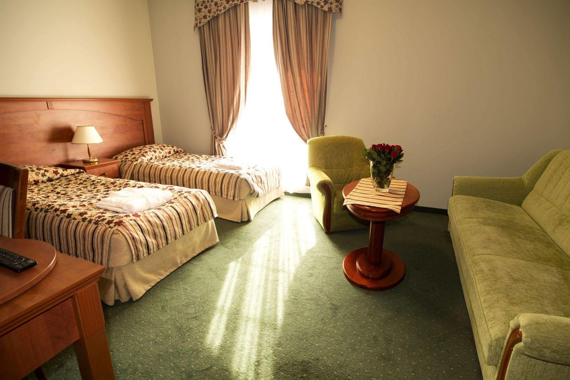 Hotel Mlyn & Spa Włocławek Extérieur photo